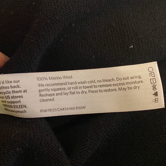 Eileen Fisher 100% Merino Wool slight A-line tunic, 3/4 sleeves, barely worn. - Picture 7 of 8